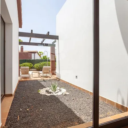 فيلة Esmeralda 25 Golf Private Pool By Holidays كاليتا ذي فوستي
